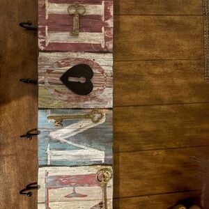 Rustic Multicolor Wall Decor with Keys